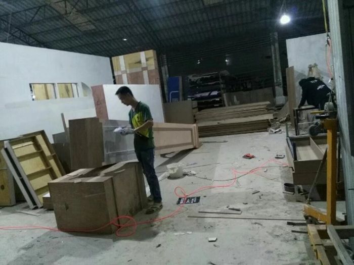 展會(huì)展臺(tái)裝修搭建工地現(xiàn)場(chǎng)(圖4)
